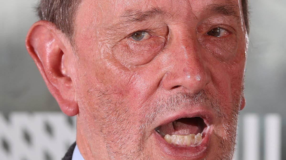 David Blunkett warns Keir Starmer about scrapping the two-child benefit cap saying it will only inspire families to have more children