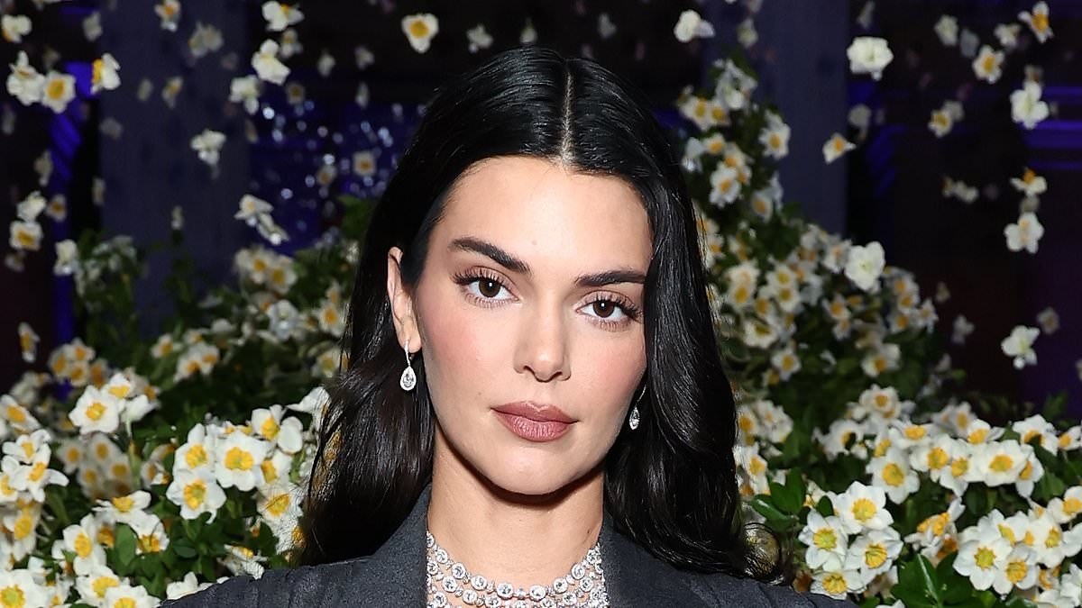 Kendall Jenner pulls down leggings in RACY photo after married reality star said ex Bad Bunny flirted with her