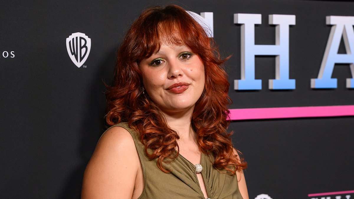 Aussie is praised for booing at UK comedian after 'deeply sickening' joke sparks heated back and forth in front of audience: 'That was extremely insensitive'