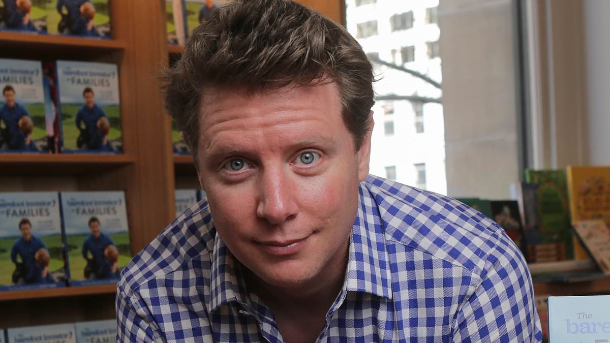 Barefoot Investor Scott Pape says his life has become 'bloody tough' after making a bad investment