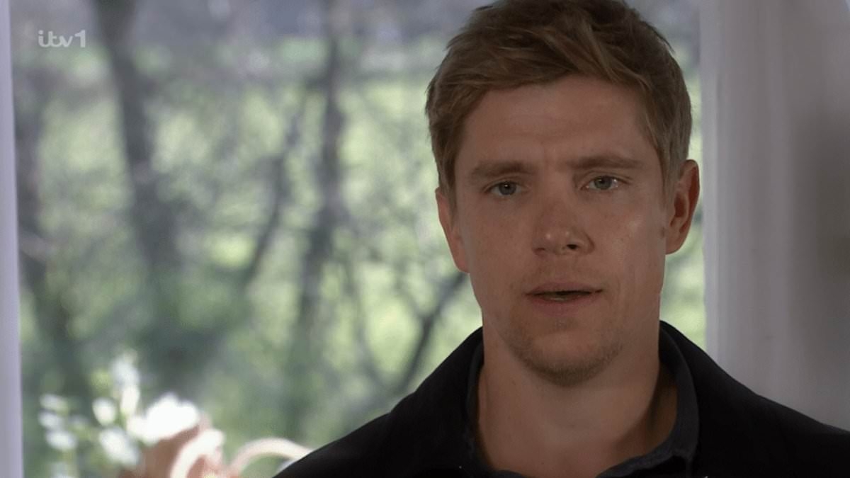 EXCLUSIVE Emmerdale star reveals the moment she learned about Robert Sugden's 'wild' return after THAT shock wedding reveal
