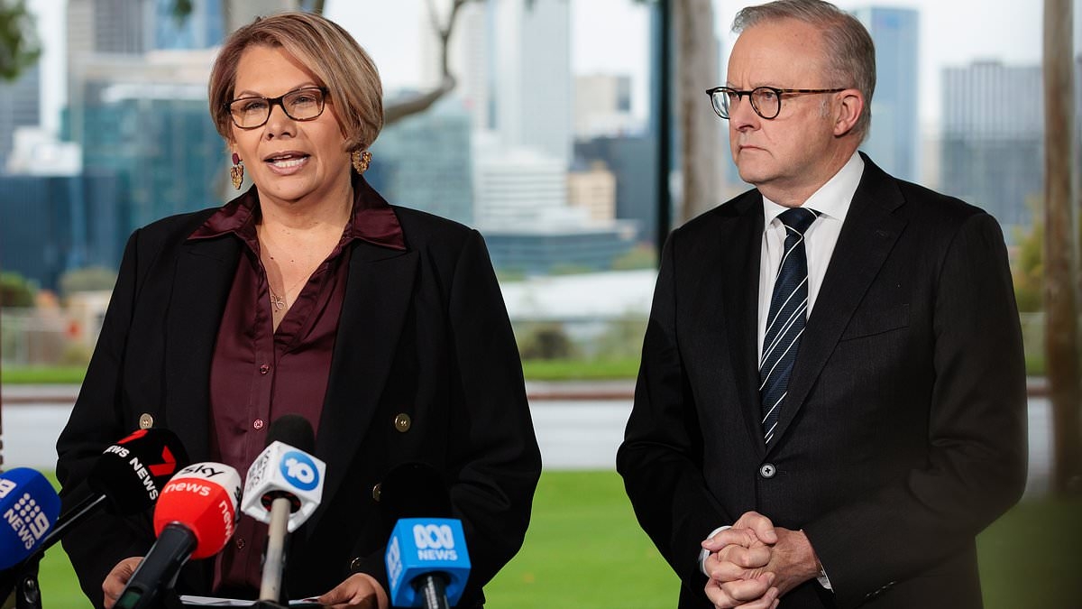 BREAKING NEWS Political bombshell rocks Canberra as high-profile Greens senator Dorinda Cox defects to Labor