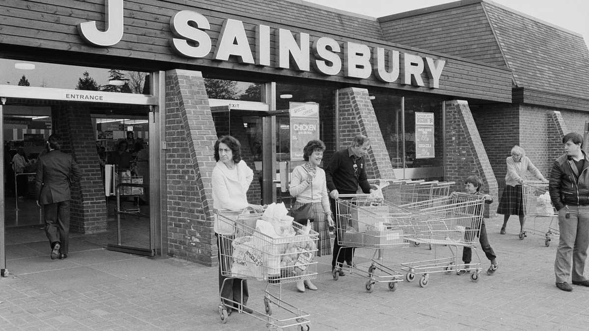 I found a Sainsbury's receipt from 1981 in a second-hand bag - people can't believe how much prices have changed