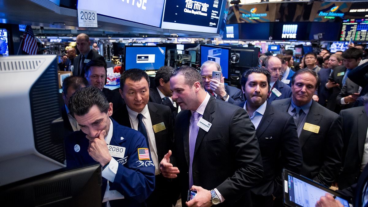 JPMorgan warns stagflation threatens US stock rally