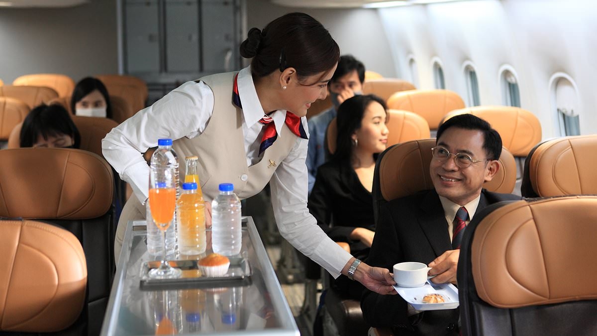 Flight attendant reveals the worst drink to serve on a plane