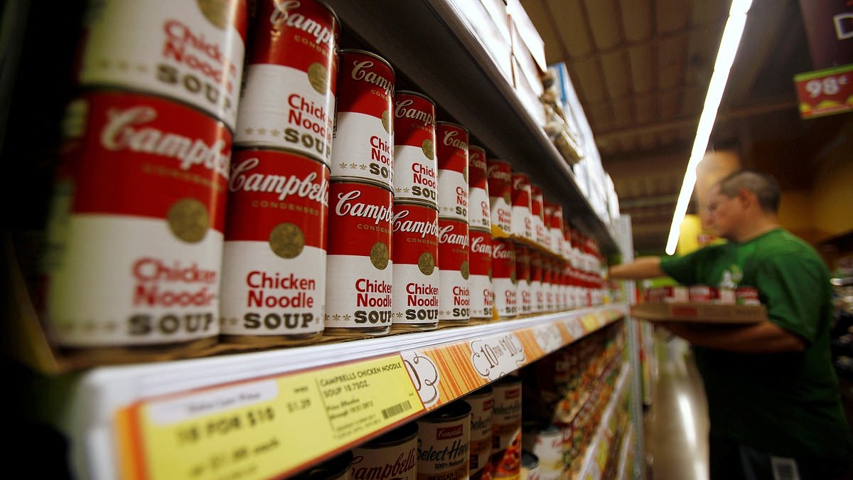 Campbell's posts bumper sales... but it's bad news for America's chain restaurants