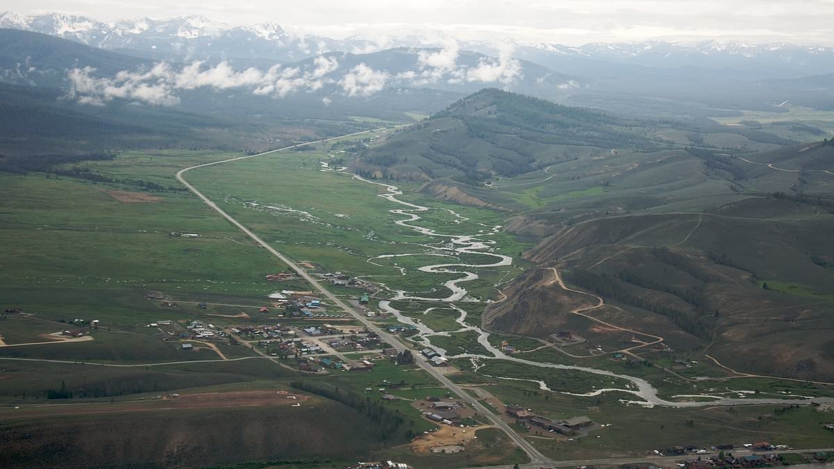 BREAKING NEWS Dozen earthquakes rock US town sitting on top of a 'sleeping giant' fault
