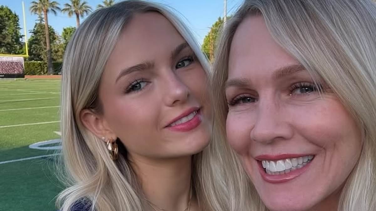 Jennie Garth celebrates major milestone with her and ex-husband Peter Facinelli's mini-me daughter Fiona
