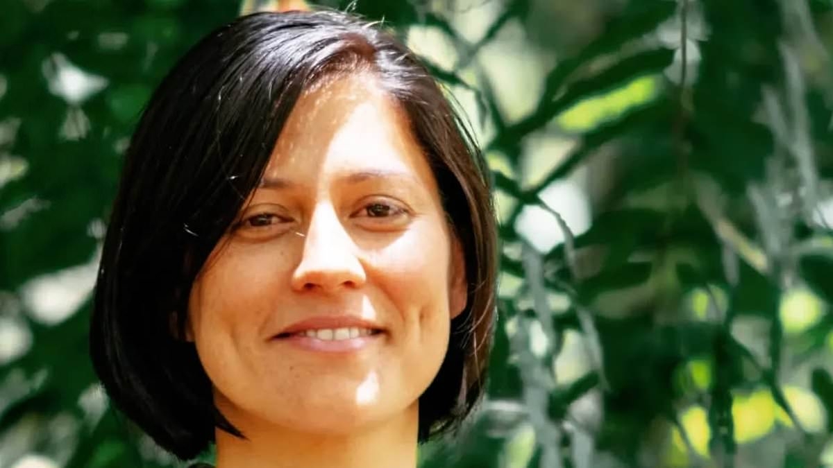EXCLUSIVE Teacher Michelle Martin sues Cairns Rudolf Steiner School over right to disconnect laws