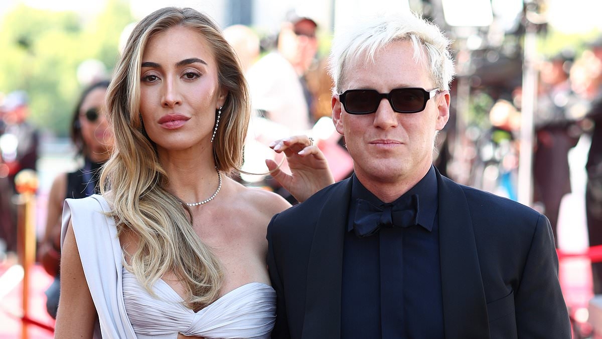 Was this the moment Jamie Laing changed his mind about being a dad? Ex MIC star spoke on podcast about 'secret battle' he hid from Sophie