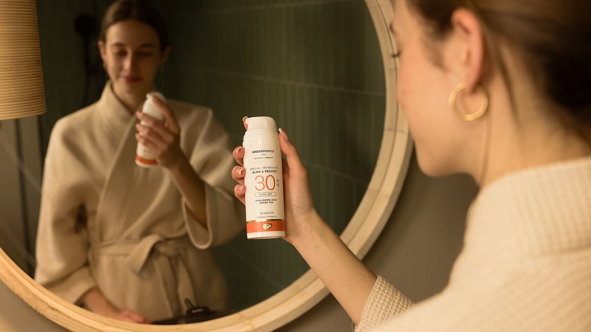 The most genius beauty hack ever? This new SPF is actually a gradual self-tanner in disguise - without any fake tan smell or streaks!