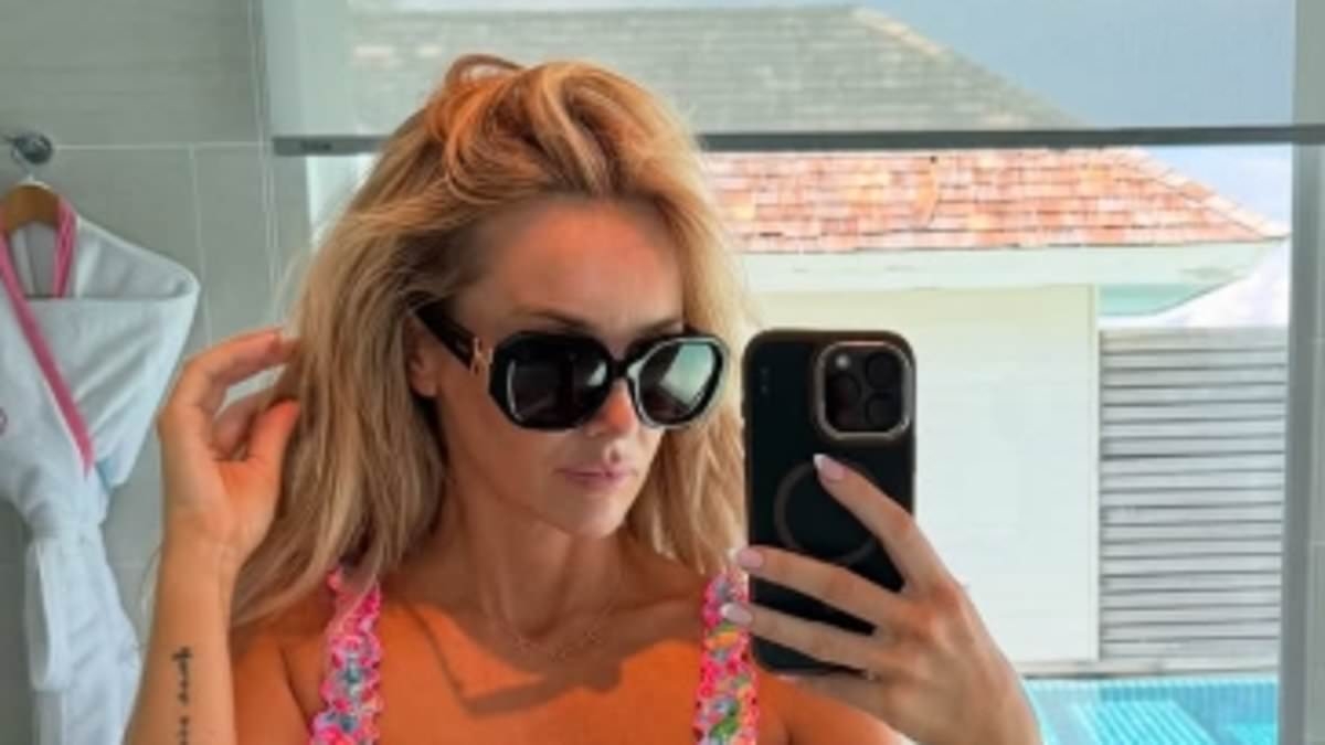 Laura Anderson hits back at mum-shamers after 'ditching' daughter Bonnie, 21 months, for lavish Maldives trip with footballer boyfriend
