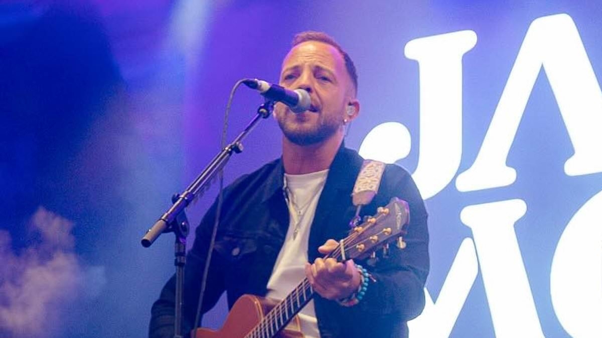 James Morrison performs for the first time since the tragic death of his ex-partner as he prepares to tour again