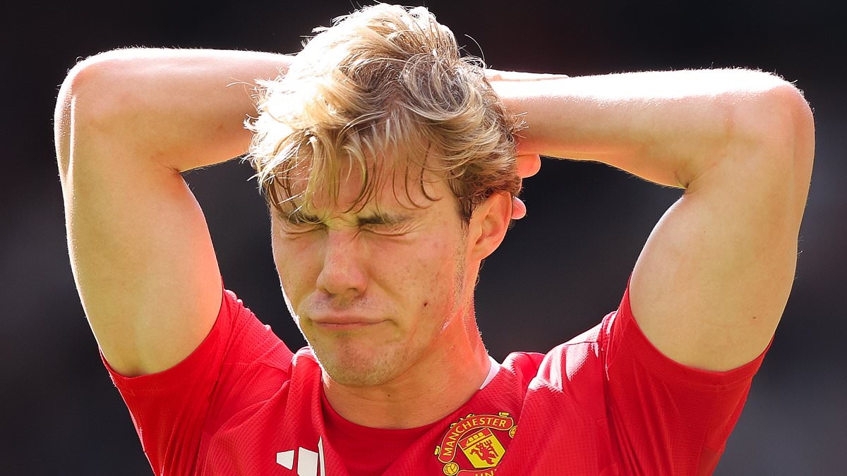 Paul Scholes reveals the Man United blueprint to get the best out of Rasmus Hojlund - as he insists £72m striker has been 'flogged to death'