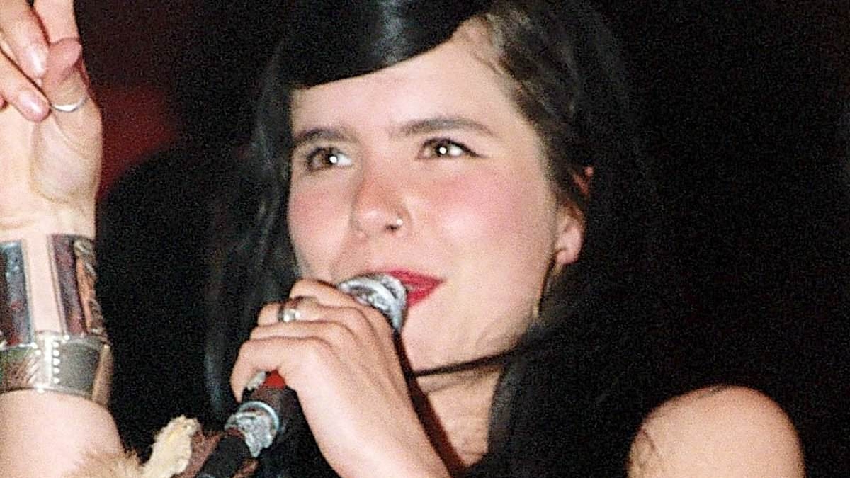 Paloma Faith insists SHE was bullied after EastEnders star Natalie Cassidy claimed singer tormented her at 'rough' London school which has a very famous history