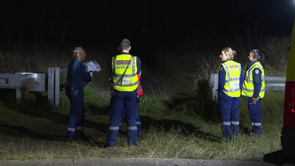 BREAKING NEWS Grim discovery as a body is found in bushland on the southern outskirts of Sydney 'covered in blood'