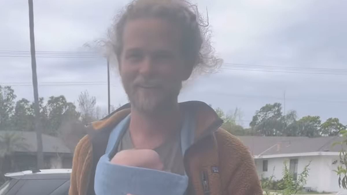 Awkward moment 'tired' dad is mistaken for homeless person by cops as he walked with his daughter