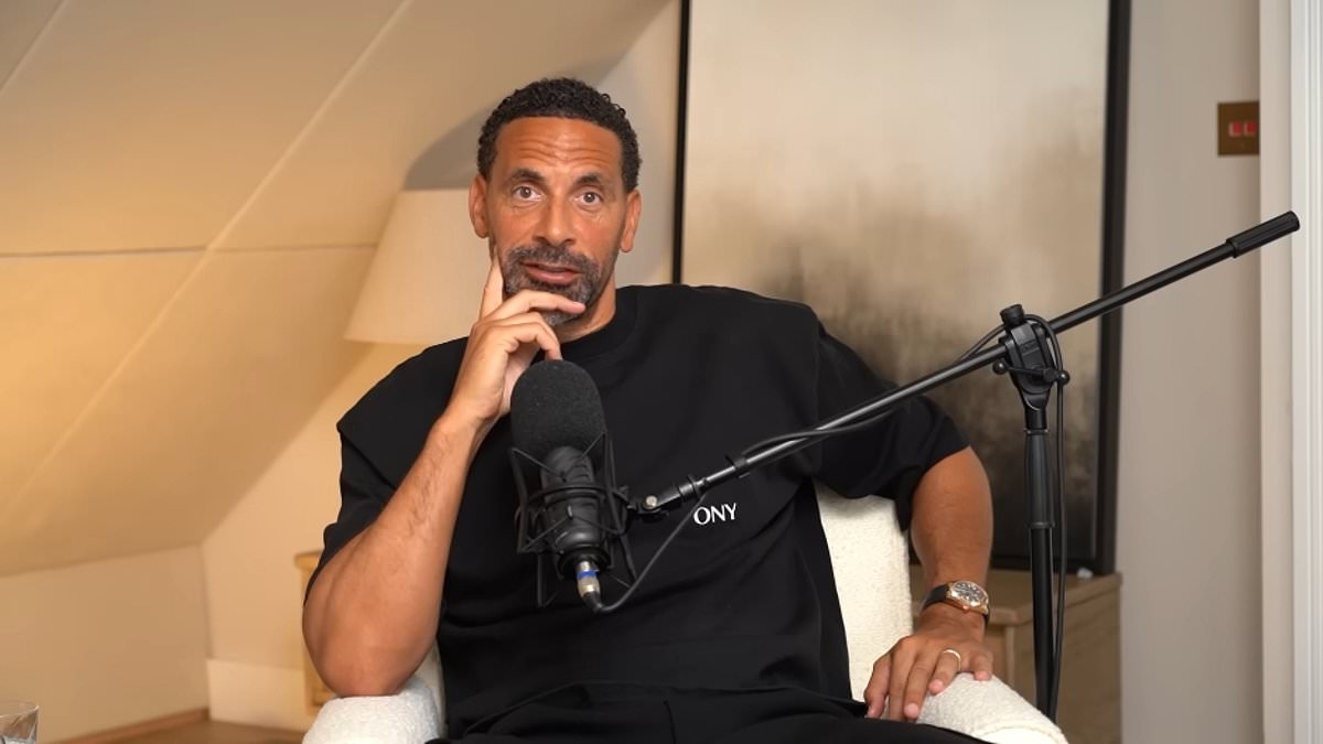 Rio Ferdinand reveals he messaged Bruno Fernandes following reports the Man United skipper had REJECTED £200MILLION offer to join Saudi giants Al-Hilal