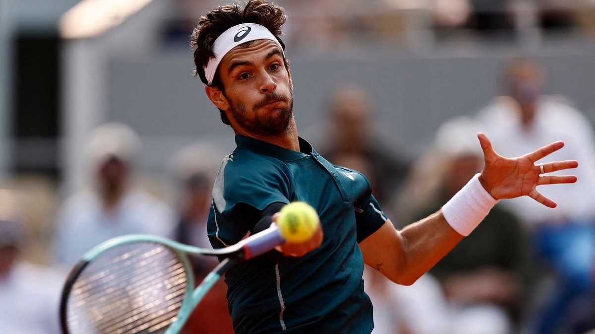 Lorenzo Musetti receives warning after kicking tennis ball at line judge during French Open quarter-final clash with Frances Tiafoe