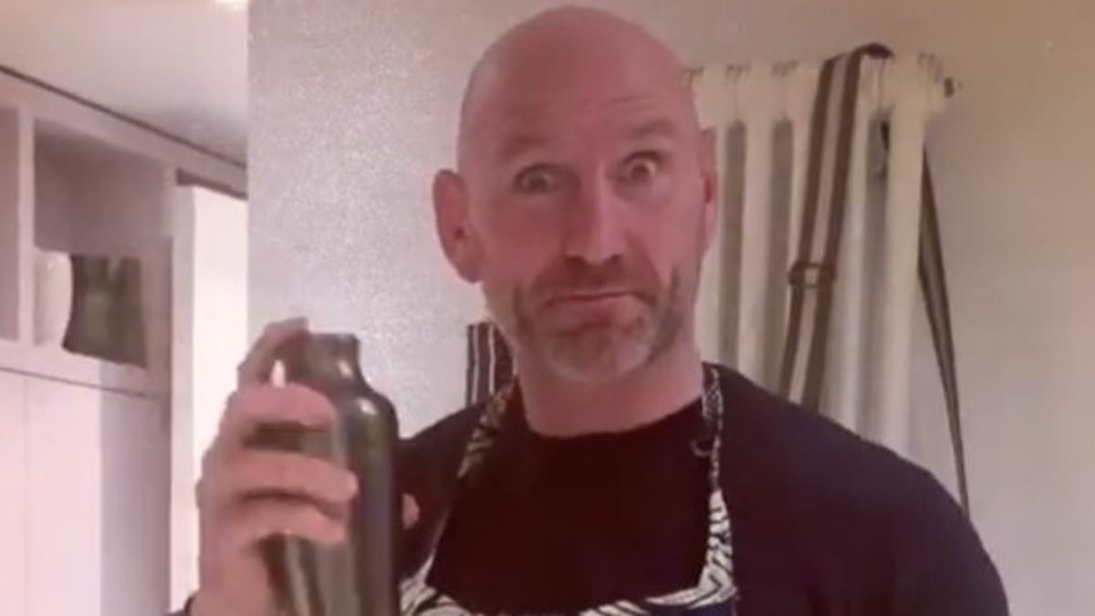 EXCLUSIVE Lawrence Dallaglio is forced to sell his home for massive £600,000 less than advertised after split from wife: England legend 'now battling to get life back on track'