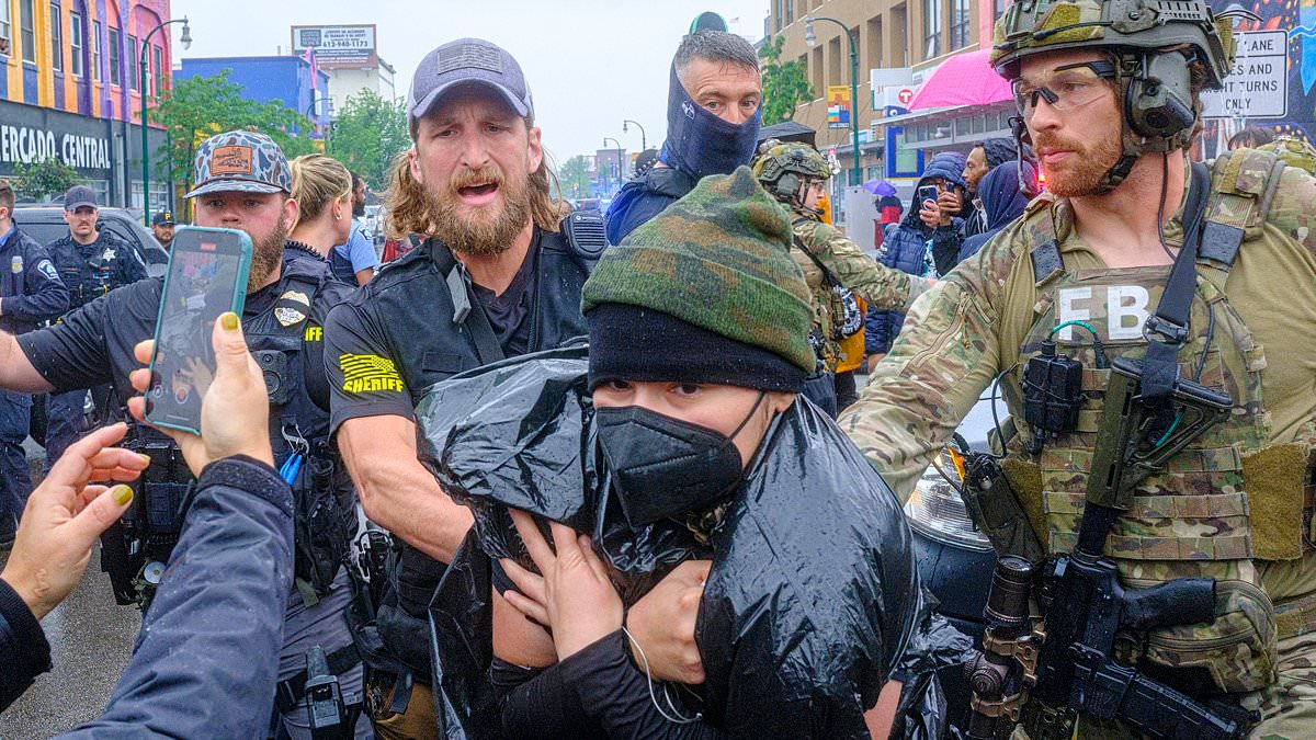 BREAKING NEWS Chaos in Minneapolis as sweeping ICE raid descends into violence