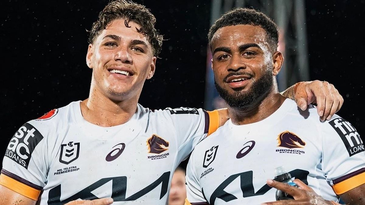 Footy star Reece Walsh launches stunning social media attack on reporter as he sticks up for mate who has been savaged by fans