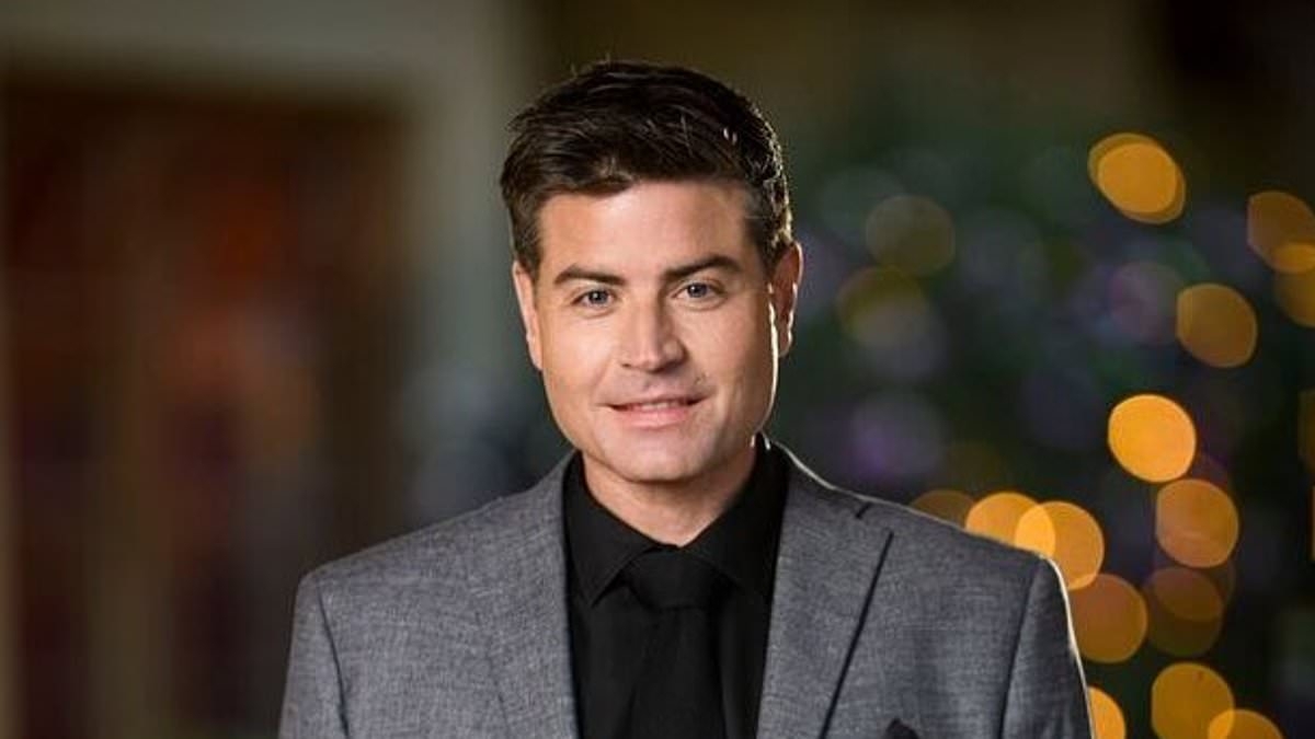 Millionaire publican and Bachelorette star Stu Laundy debuts his new veneers after smashing his teeth and almost dying in horror Vietnam crash