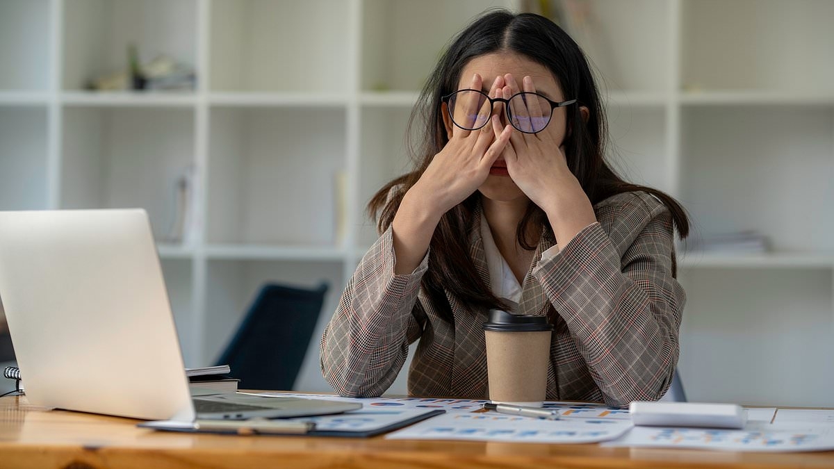 You're organising your time wrong! Scientists reveal the secret to productivity - and why you should be taking LONGER breaks
