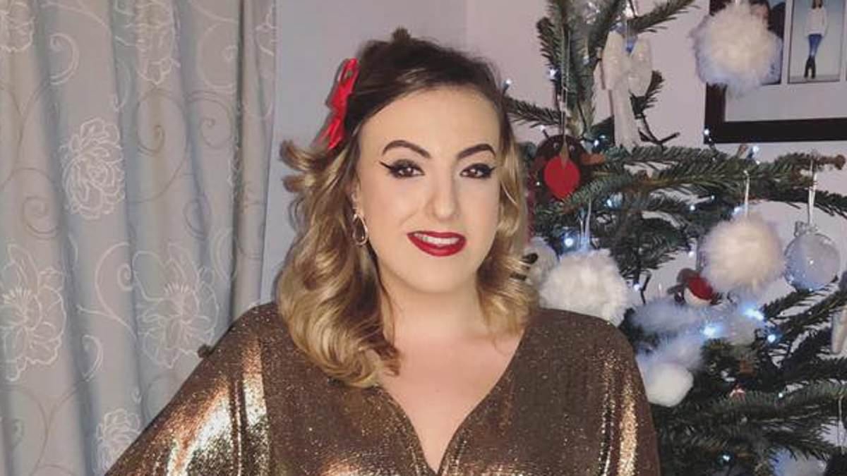 Hospital wasn't ready for cricket star Steve James' daughter and had no bed for her - as inquest hears prompt sepsis treatment could have saved 21-year-old