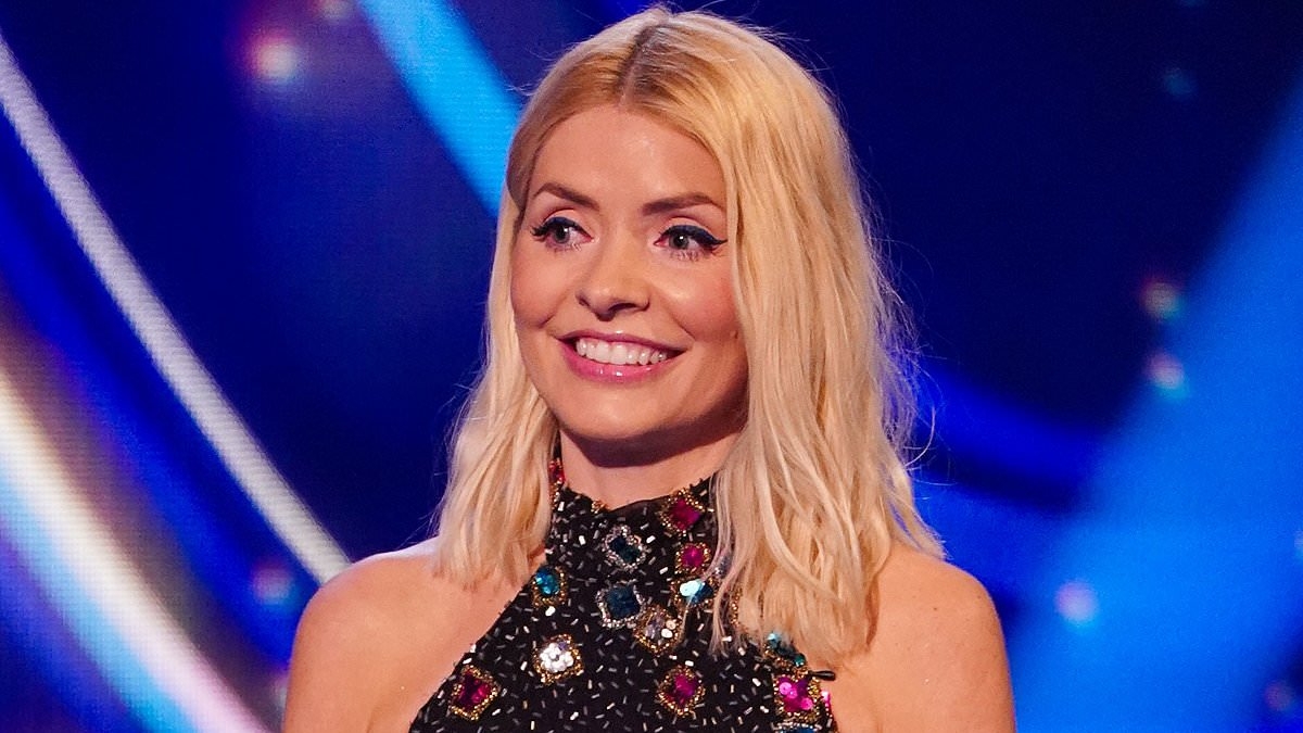 Legendary dating show set to return after 22 years - with Holly Willoughby, Davina McCall or Claudia Winkleman in the running to host