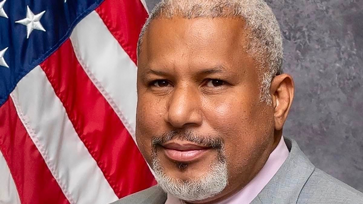 New Dallas police chief's three-word warning to migrants who still think it's a sanctuary city