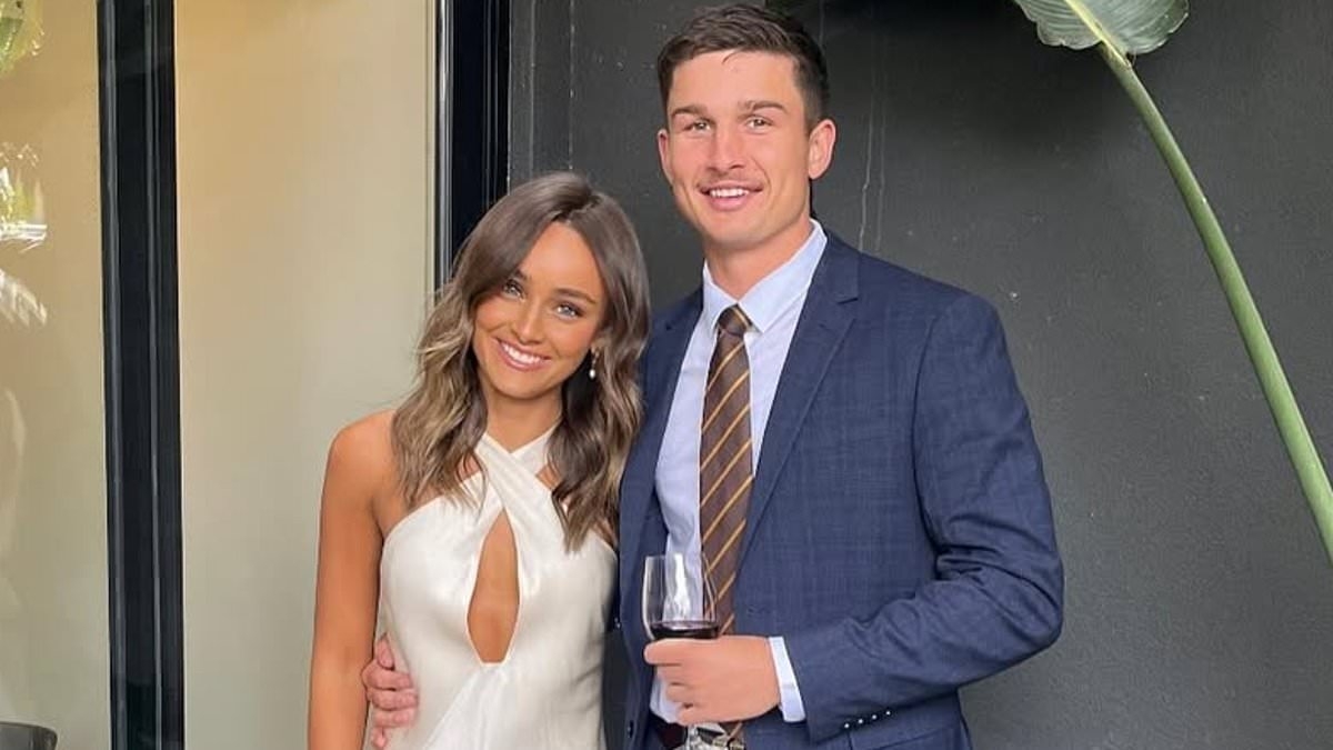 GRAPHIC CONTENT WARNING: AFL star Sam Butler posts stomach-churning photo of horrific injury that has kept him off the field for 418 days
