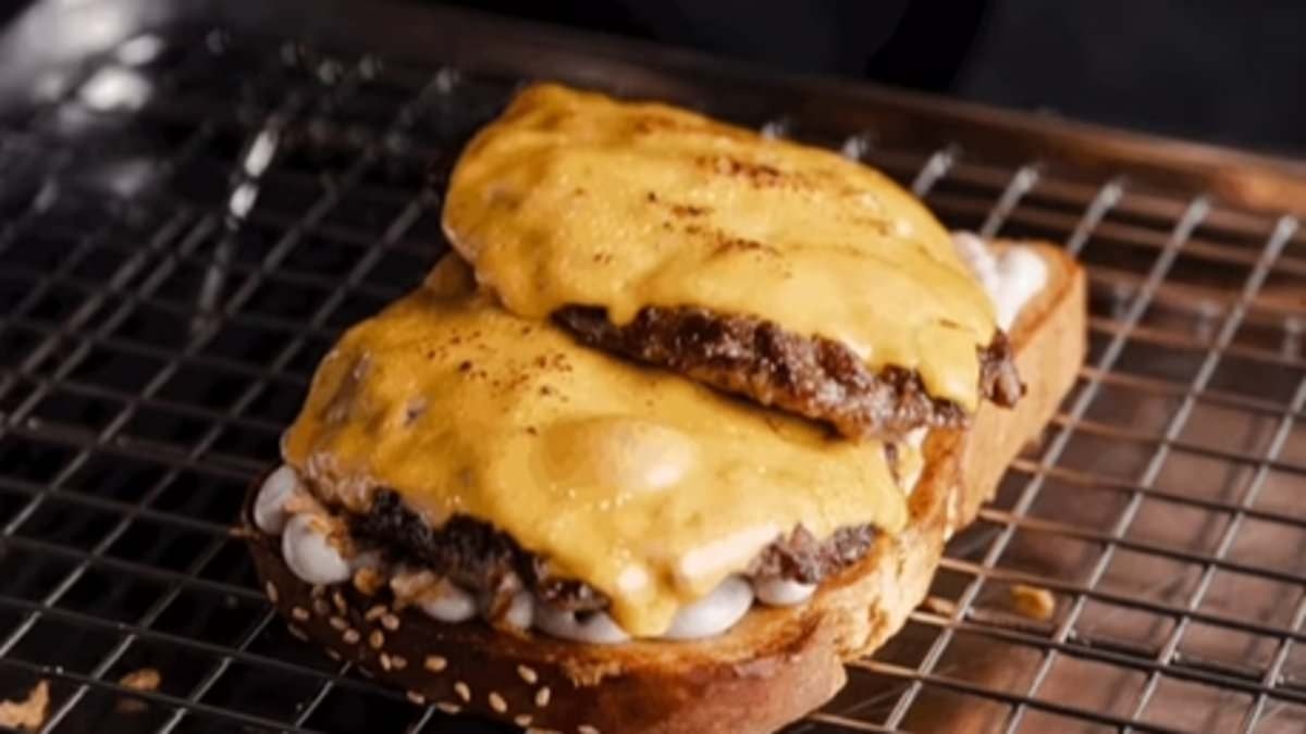 Is this £12 toastie REALLY the best takeaway in the UK? We tried Deliveroo's most popular order to see if it's worth the hype