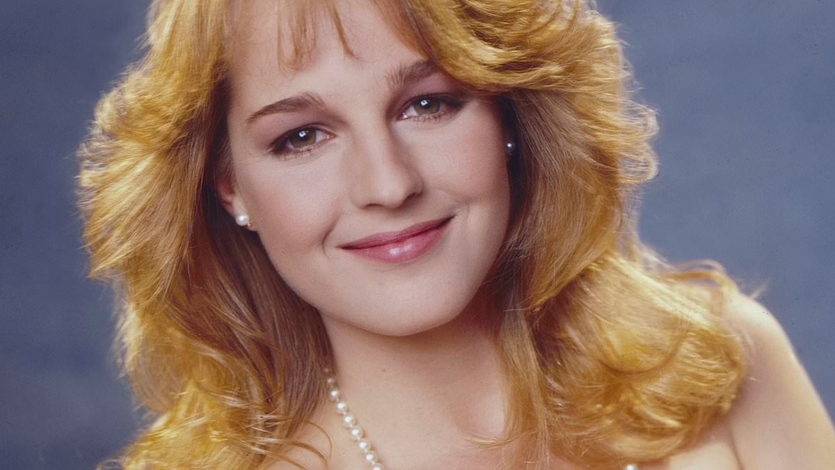Helen Hunt, 61, reveals she does not diet, use Botox or get plastic surgery... see her now
