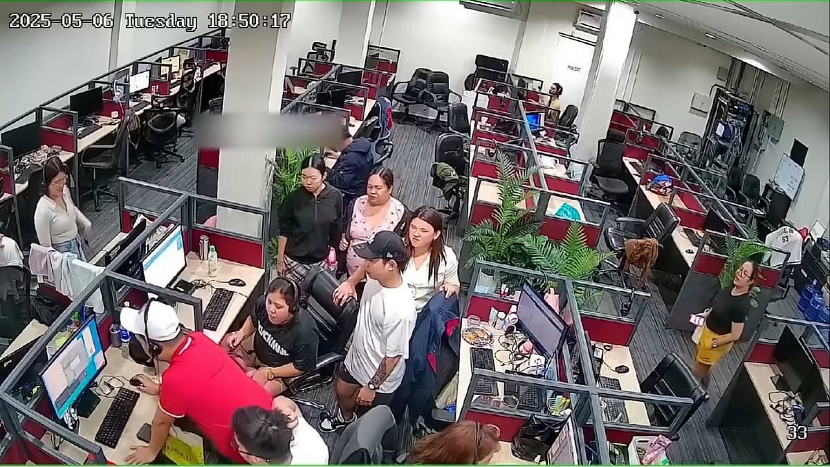 Hilarious moment confused scam centre workers have the tables turned on them by hero vigilante hackers