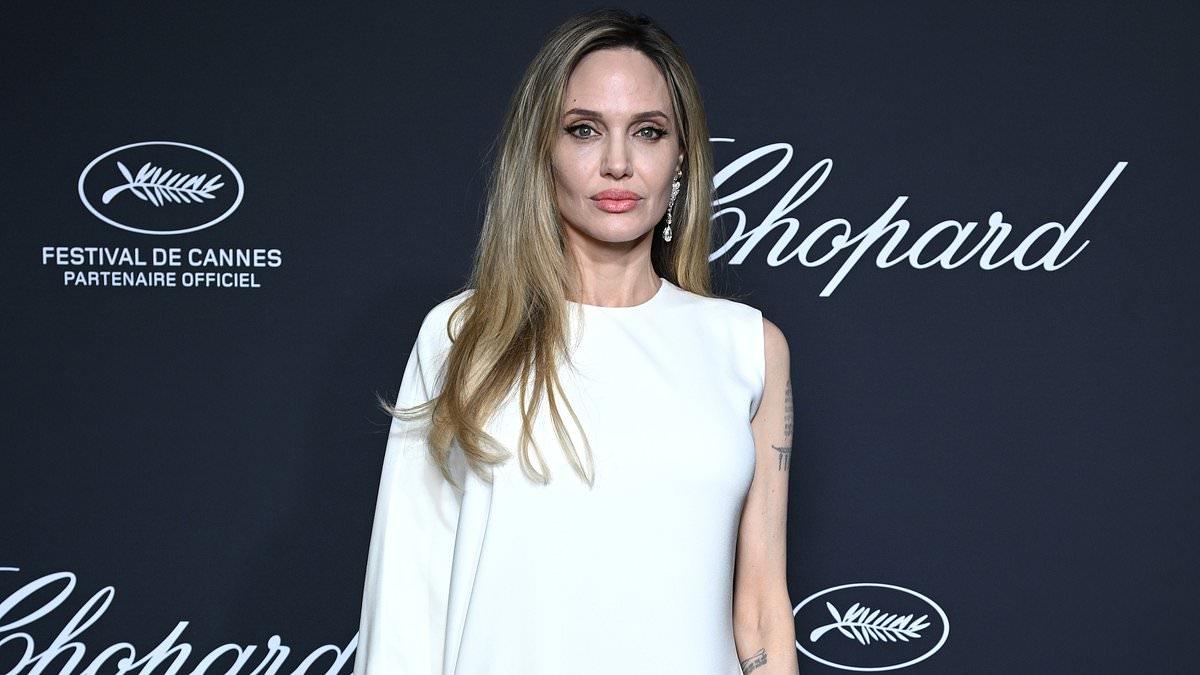 ANGELINA JOLIE: 50 FACTS ABOUT THE OSCAR-WINNING ACTRESS