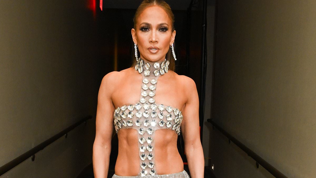 PICTURED: Jennifer Lopez's $21M mansion in Kim Kardashian's neighborhood gets HUGE renovation