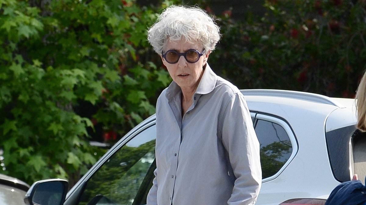 EXCLUSIVE Iconic 80s actress, 76, who starred in classic sitcom looks unrecognizable on rare outing... can YOU guess who?