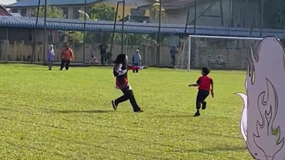 On your marks, get set... you're going the wrong way! Boy single-handedly derails sports day relay