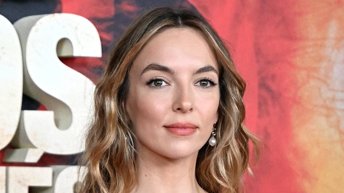 Jodie Comer is the epitome of chic in a black dress as she joins her 28 Years Later co-star Aaron Taylor-Johnson for a photocall in Madrid