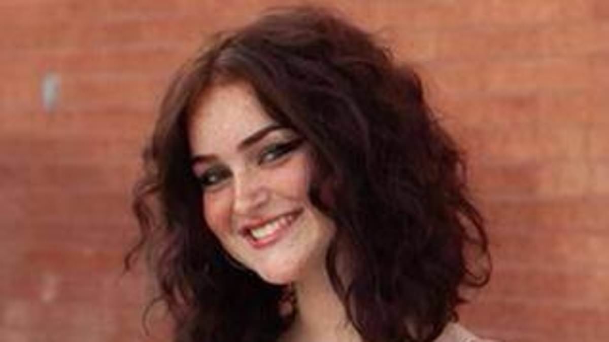 Teenager desperate to be famous dies after taking part in insane social media 'dusting' challenge