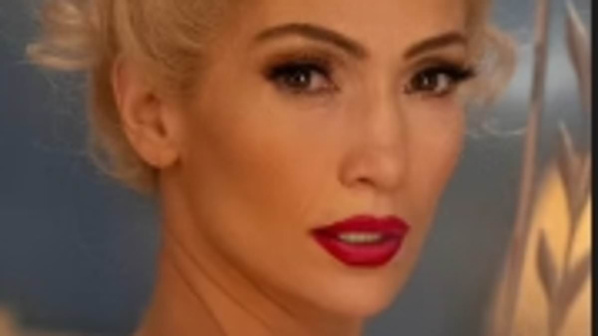 Look away Ben! Jennifer Lopez kisses a major movie star on the lips for sexiest role yet... after divorcing Affleck