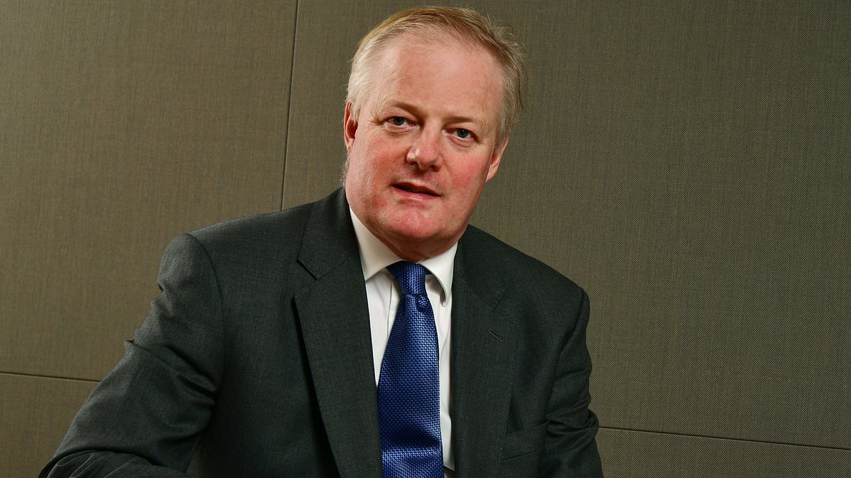 Leading businessmen Simon Peckham urges politicians to back UK firms
