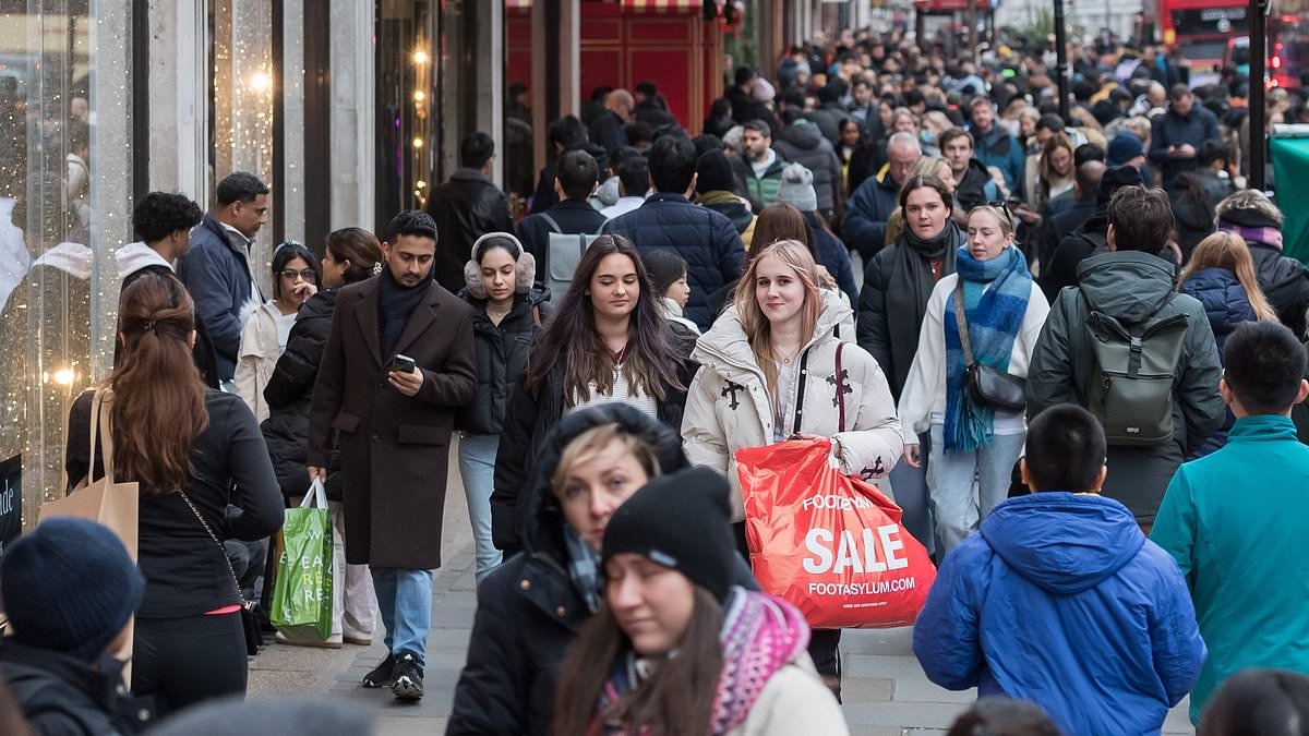 Massive high street fashion chain puts dozens of stores and thousands of jobs at risk as bosses draw up company rescue plan