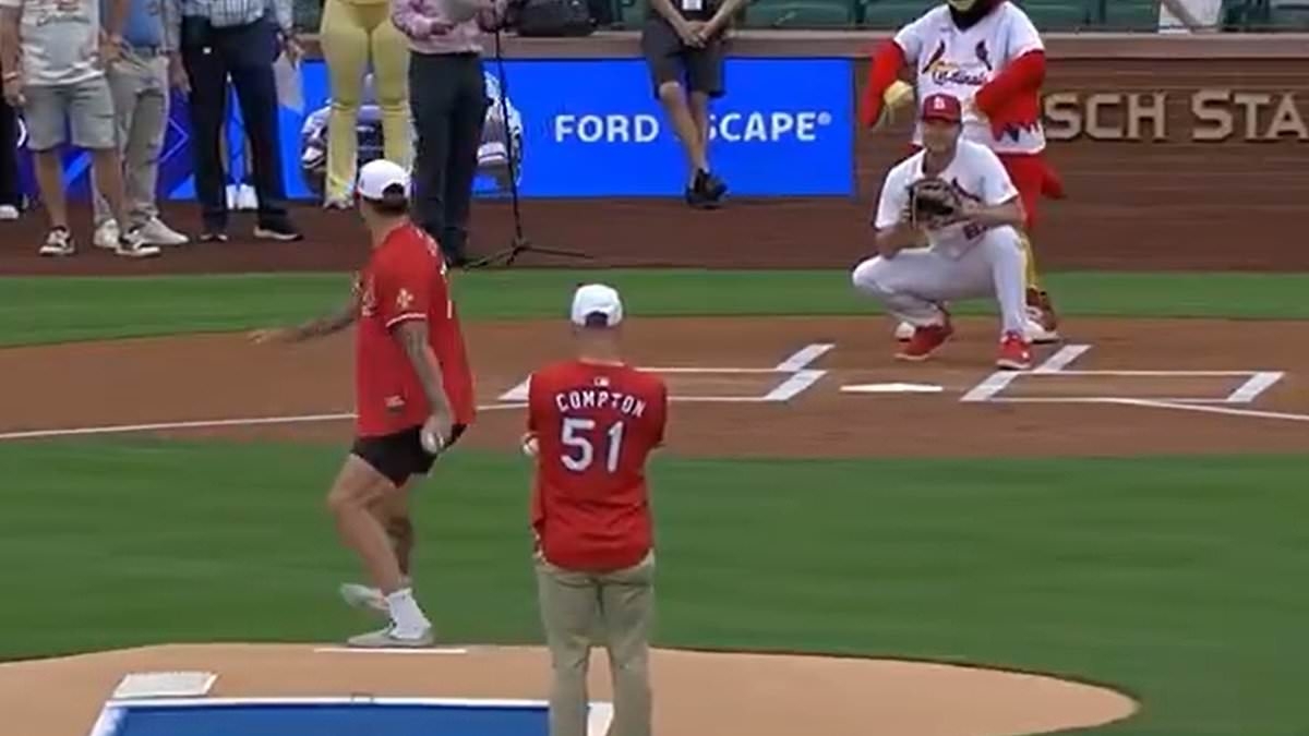Former NFL star Taylor Lewan's humiliating first pitch at MLB game goes viral