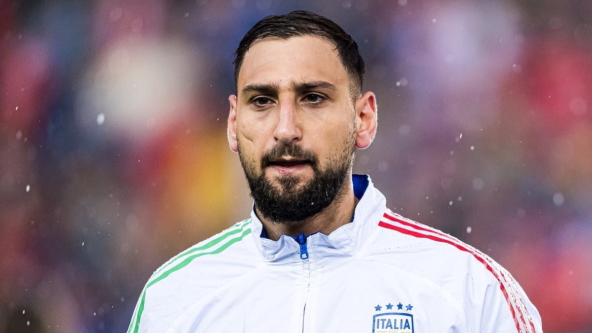 Gianluigi Donnarumma plans talks with PSG bosses 'amid interest from both Man City and Man United'