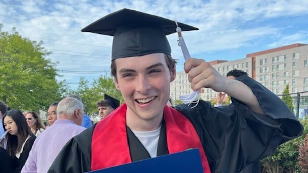 College student, 22, dies from eating peanuts just days after graduating