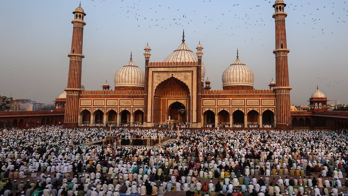 Islam increases its share of the global population as the world's fastest-growing religion and Christianity slips, study shows