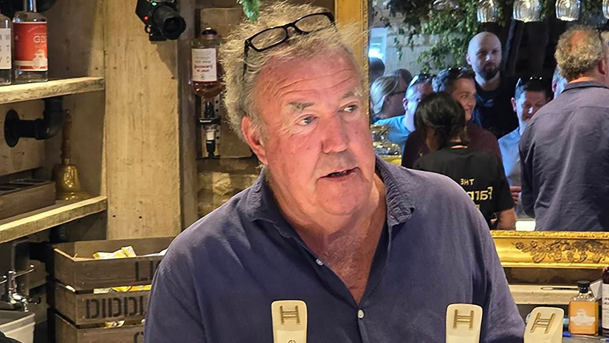 Jeremy Clarkson fans divided after pub visitor shares receipt for Sunday roasts at The Farmer's Dog