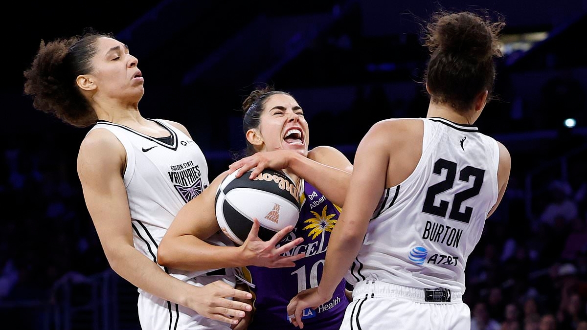 Kelsey Plum explodes at WNBA refs over dark arts from rival players: 'I've got scratches all over my body'